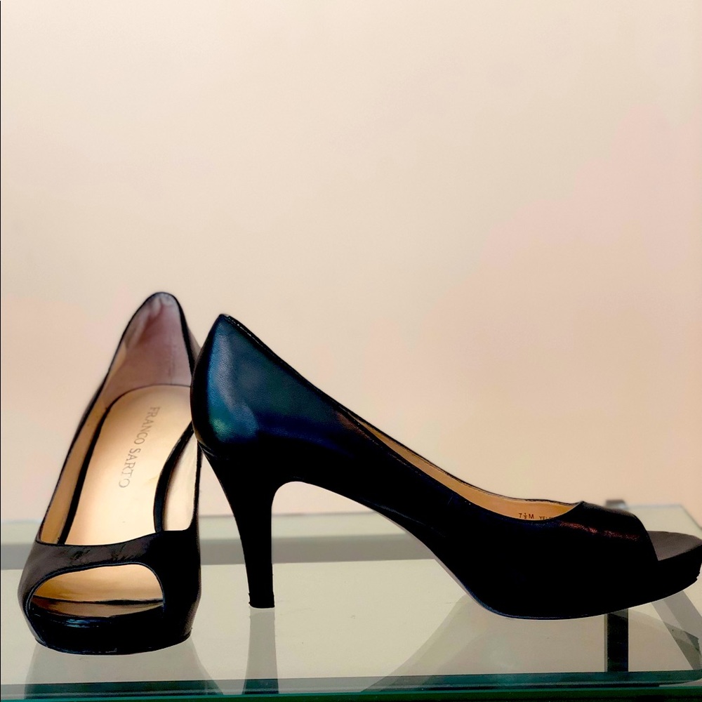 Franco Sarto black peep-toe pumps